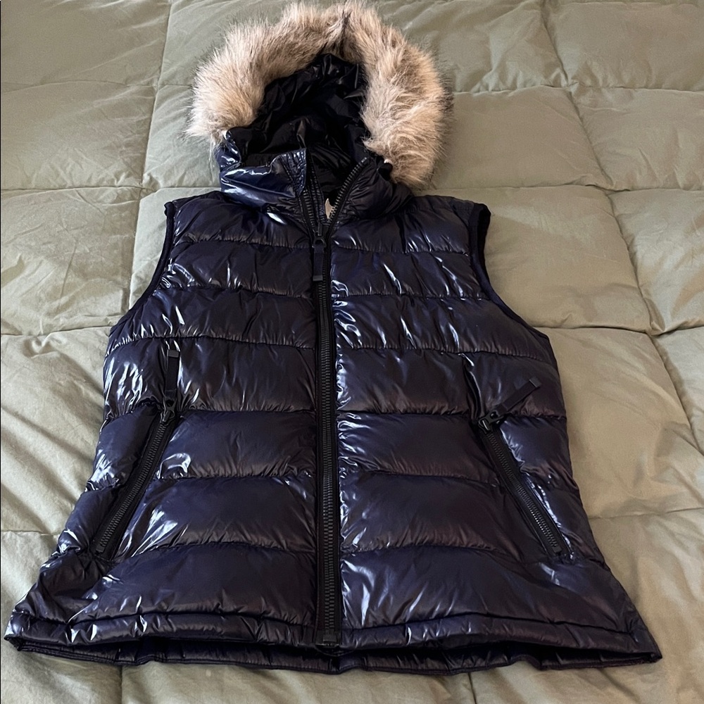 GAP Navy Blue Puffer Vest with Faux Fur Hood